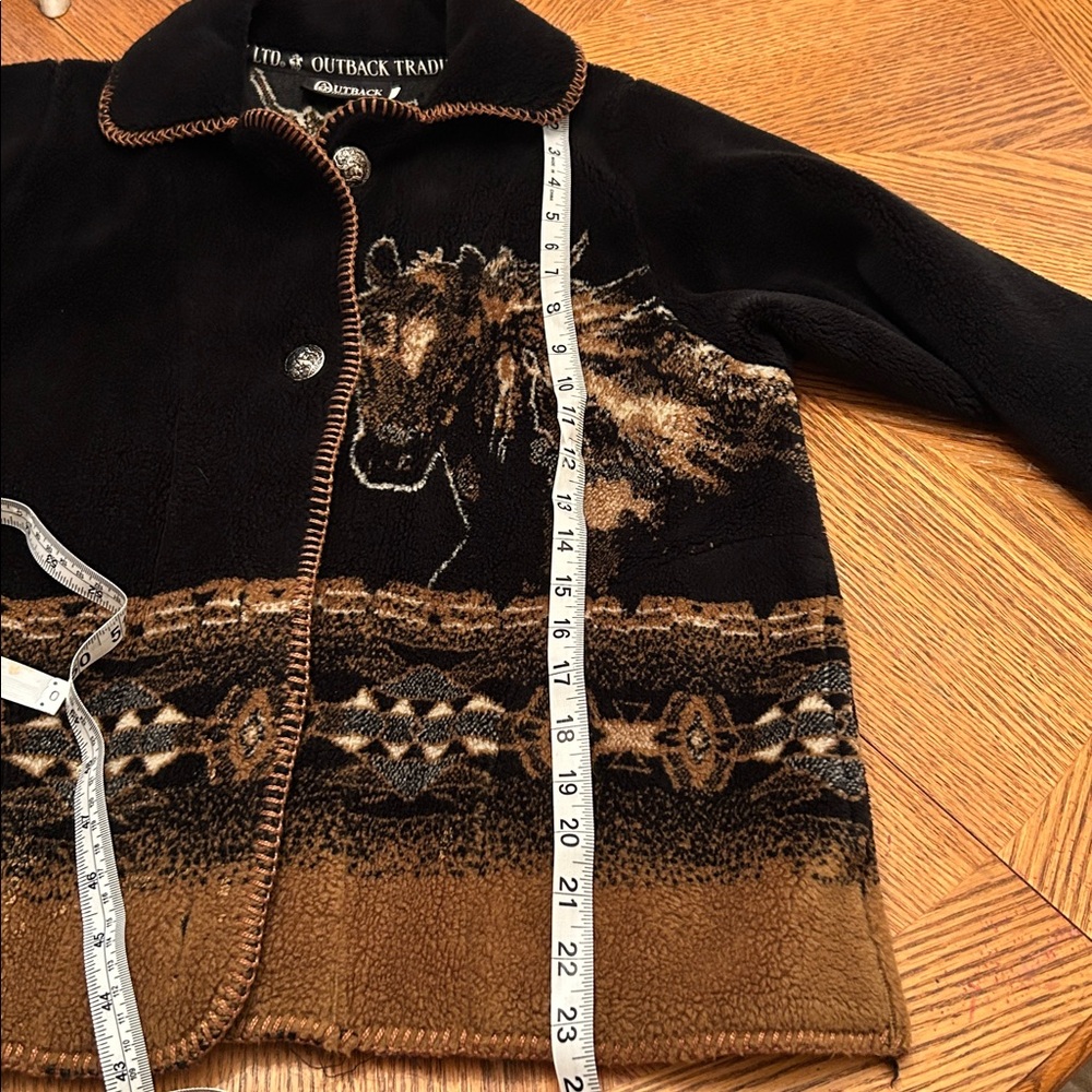 Pretty, Lightweight Horse Pattern Jacket - image 4